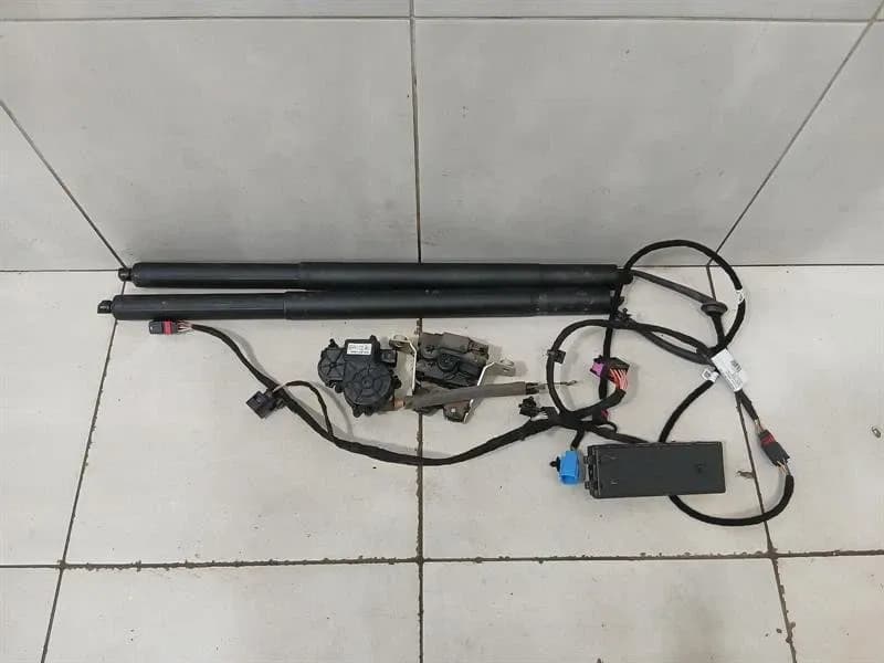 PORSCHE Porsche Panamera 976 G3 boat lid strut 976827851B gas pressure damper tailgate