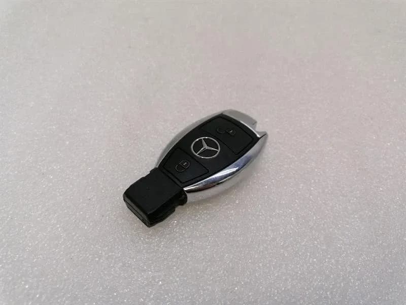 MERCEDES C CLASS W205 KEY FOB KEY