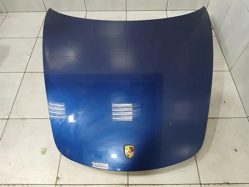 PORSCHE CAYMAN 718 GT4 BONNET 99151101104 BONNET GOOD CONDITION