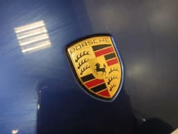 PORSCHE PORSCHE CAYMAN 718 GT4 BONNET 99151101104 BONNET GOOD CONDITION — thumbnail 4