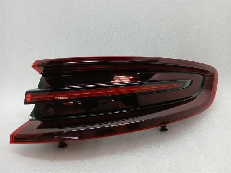 Porsche Macan 95B right rear light 95B945096K tail light rear right
