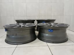 ASTON MARTIN 20 Aston Martin Vanquish AM310 Alloy Wheel AD43-1007-XA Rim Set RAPIDE — thumbnail 3