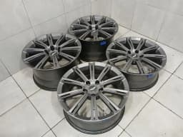 ASTON MARTIN 20 Aston Martin Vanquish AM310 Alloy Wheel AD43-1007-XA Rim Set RAPIDE — thumbnail 1