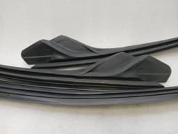 CHEVROLET Chevrolet Corvette C8 windshield seal 84820761 windscreen seal convertible — thumbnail 3
