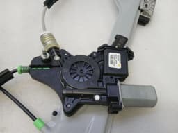 CHEVROLET Chevrolet Corvette C8 Right Front Door Winder 85524025 Window Regulator Front Right — thumbnail 2