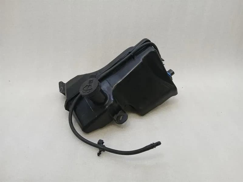 CHEVROLET Chevrolet Corvette C8 washer fluid reservoir 84557041 washer fluid reservoir