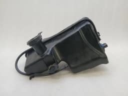 CHEVROLET Chevrolet Corvette C8 washer fluid reservoir 84557041 washer fluid reservoir — thumbnail 3