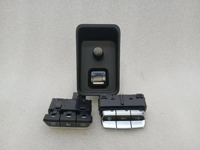 CHEVROLET Chevrolet Corvette C8 Switch Set 84625137 Switch Set