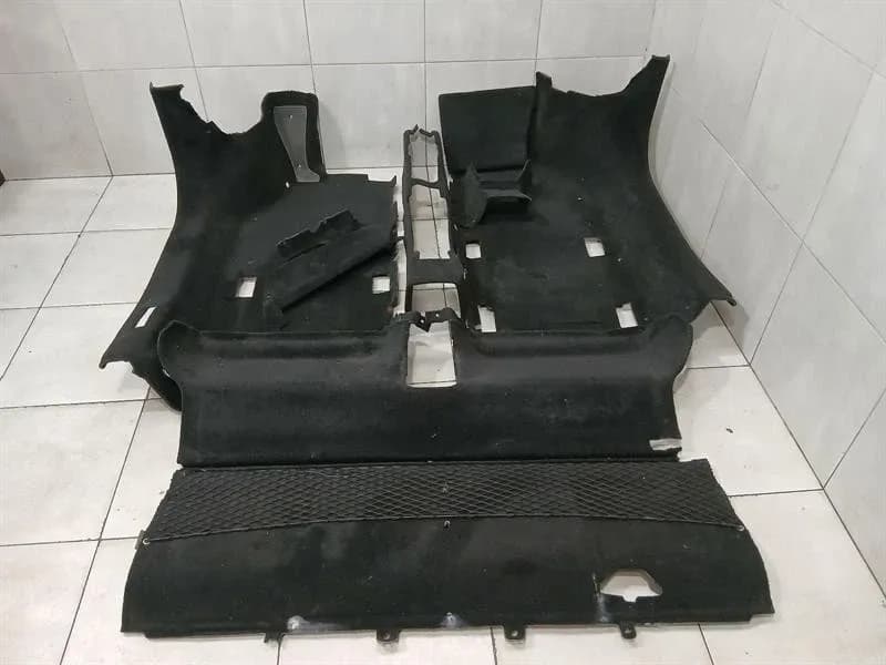 FERRARI Ferrari 488 F142m floor carpet set 86578100 carpet flooring set LHD
