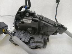 MERCEDES-BENZ Mercedes GT R190 Roadster door lock A1907601400 right door lock right — thumbnail 4