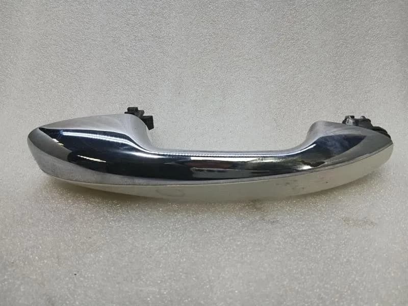 MERCEDES-BENZ MERCEDES GT R190 ROADSTER DOOR HANDLE A0997605601 RIGHT DOOR HANDLE KEYLESS