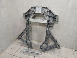 CHEVROLET Chevrolet Corvette C8 subframe rear 85608797 axle frame rear axle with defect — thumbnail 1