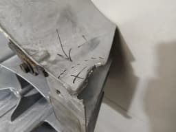 CHEVROLET Chevrolet Corvette C8 subframe rear 85608797 axle frame rear axle with defect — thumbnail 6