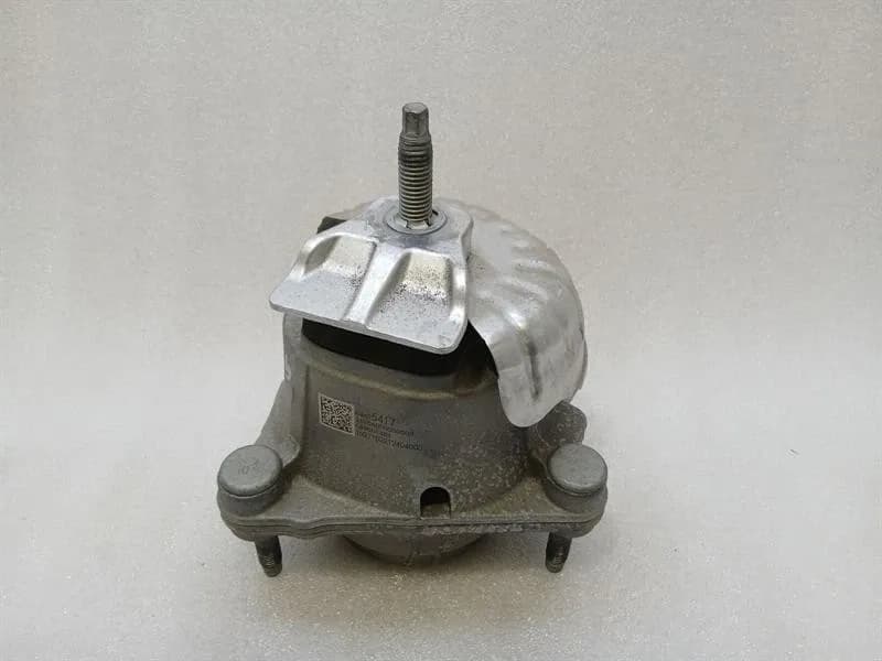 Chevrolet Corvette C8 Gearbox Mount 84675417 Transmission Mount