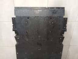 CHEVROLET Chevrolet Corvette C8 Undertray 84506343 Underbody Trim — thumbnail 9