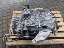 MERCEDES-BENZ 31000KM MERCEDES GT R190 ROADSTER GEARBOX A1902600500 GEARBOX 700,402 — thumbnail 1