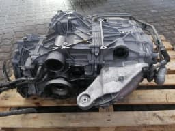 MERCEDES-BENZ 31000KM MERCEDES GT R190 ROADSTER GEARBOX A1902600500 GEARBOX 700,402 — thumbnail 2
