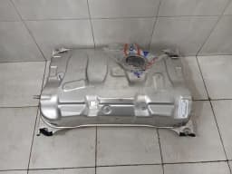 MERCEDES-BENZ Mercedes GT R190 Roadster Fuel Tank A1904700500 Fuel Tank — thumbnail 3