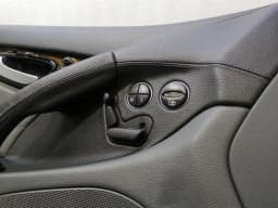 MERCEDES-BENZ Mercedes SL R230 door card front left A2307203370 7F06 door panel front left — thumbnail 3