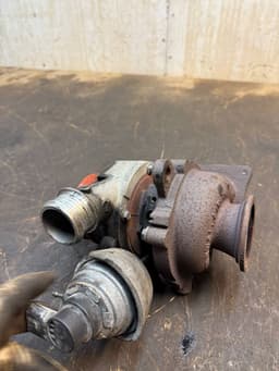 VOLVO 31331331 Turbocharger VOLVO S60 II / V60 I (2010-2018) — thumbnail 4