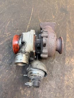 VOLVO 31331331 Turbocharger VOLVO S60 II / V60 I (2010-2018) — thumbnail 5