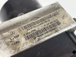 MERCEDES-BENZ 10.0204-0494.4 10.0925-1559.3 10020404944 10092515593 10.0925-2307.3 10092523073 10.0204-0534.4 10020405344 ABS hydraulic unit / pump MERCEDES-BENZ ML-CLASS (W164) (2005-2011) — thumbnail 3