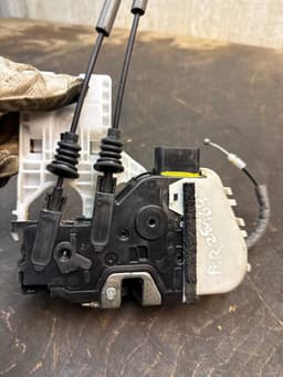 HYUNDAI 813202W010 Door Lock Front Right HYUNDAI SANTA FE III (DM) (2012-2018) — thumbnail 5