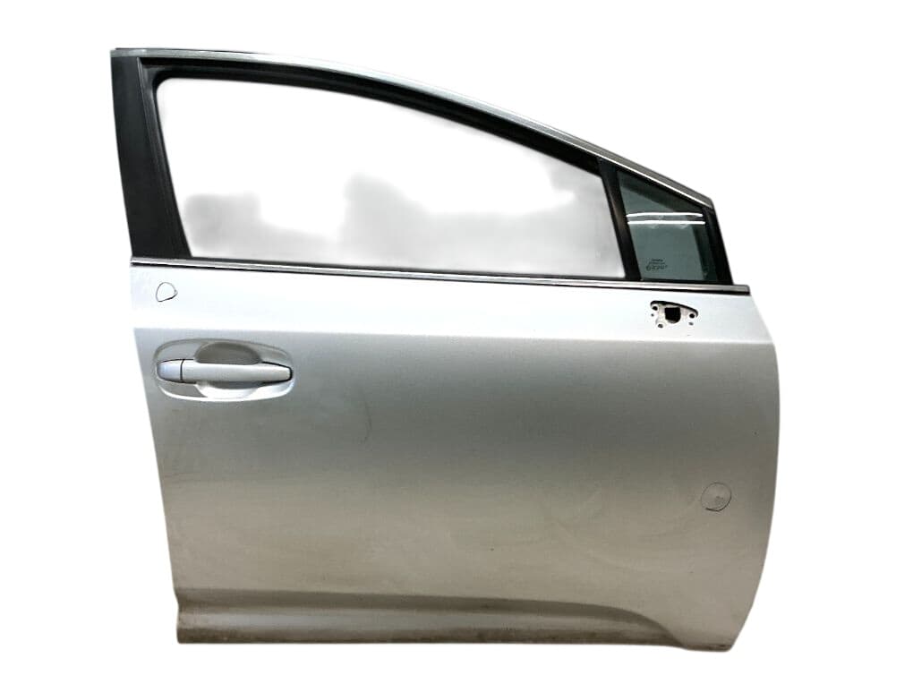 6700105070 Door Front Right TOYOTA AVENSIS (T270) (2009-2018)