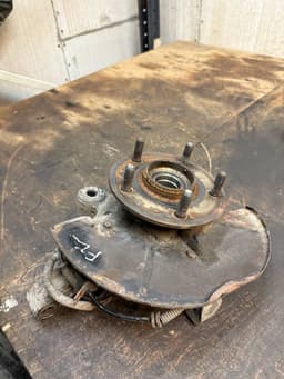 CHRYSLER 04743576AB Wheel bearing housing front left CHRYSLER VOYAGER V (RT) (2007-2016) — thumbnail 4