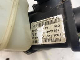 MERCEDES-BENZ 0204021687 0204024105 0204251302 Brake Master Cylinder MERCEDES-BENZ SL-CLASS (R230) (2001-2012) — thumbnail 3