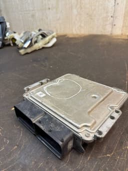 HYUNDAI 0281033118 391102FEE6 Engine Control Unit / module (ECU) HYUNDAI SANTA FE III (DM) (2012-2018) — thumbnail 5