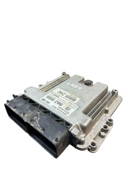 HYUNDAI 0281033118 391102FEE6 Engine Control Unit / module (ECU) HYUNDAI SANTA FE III (DM) (2012-2018) — thumbnail 1