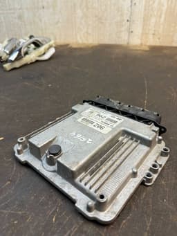HYUNDAI 0281033118 391102FEE6 Engine Control Unit / module (ECU) HYUNDAI SANTA FE III (DM) (2012-2018) — thumbnail 3