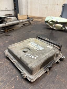 CHRYSLER 0281013357 P04727880AI 04727880AI Engine Control Unit / module (ECU) CHRYSLER VOYAGER V (RT) (2007-2016) — thumbnail 3