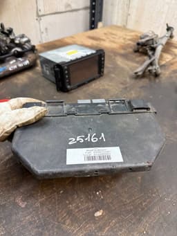 CHRYSLER RTB0CC04E7 Fuse box CHRYSLER VOYAGER V (RT) (2007-2016) — thumbnail 6
