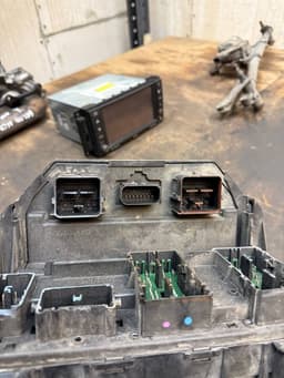 CHRYSLER RTB0CC04E7 Fuse box CHRYSLER VOYAGER V (RT) (2007-2016) — thumbnail 8