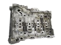 MERCEDES-BENZ A6540146200 A6540106000 A6540107100 A6540105005 Oil Sump/ pan MERCEDES-BENZ E-CLASS (W213) (2016-2023) — thumbnail 2