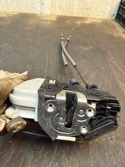 HYUNDAI 813102W010 Door Lock Front Left HYUNDAI SANTA FE III (DM) (2012-2018) — thumbnail 7