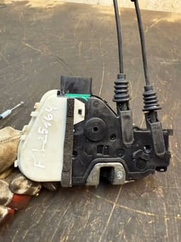 HYUNDAI 813102W010 Door Lock Front Left HYUNDAI SANTA FE III (DM) (2012-2018) — thumbnail 6