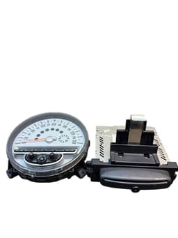 MINI 62116977077 6977077 67379411 9189504 Radio MINI MINI II (2006-2015) — thumbnail 1