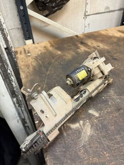CHRYSLER 04894596AA Sliding door electric motor right CHRYSLER VOYAGER V (RT) (2007-2016) — thumbnail 3