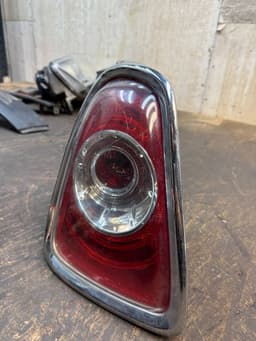 MINI 7255913 63217255913 51132752243 Tail light left MINI MINI II (2006-2015) — thumbnail 2