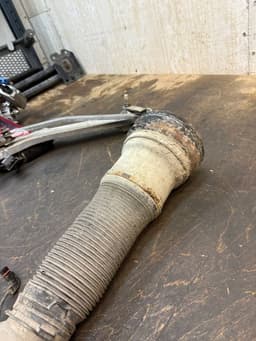 MERCEDES-BENZ A2203205113 A2203202438 A220320243880 A220320243889 Air shock absorber front left MERCEDES-BENZ S-CLASS (W220) (1998-2005) — thumbnail 8