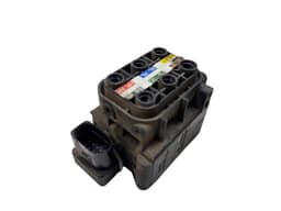 MERCEDES-BENZ A2123200358 Air suspension valve block MERCEDES-BENZ S-CLASS (W221) (2005-2013) — thumbnail 1