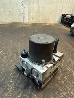 AUDI 4F0910517K 4F0614517K ABS hydraulic unit / pump AUDI A6 / A6 ALLROAD (C6, 4F) (2004-2011) — thumbnail 5