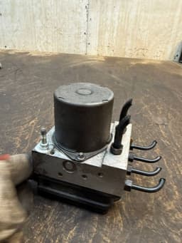 AUDI 4F0910517K 4F0614517K ABS hydraulic unit / pump AUDI A6 / A6 ALLROAD (C6, 4F) (2004-2011) — thumbnail 4