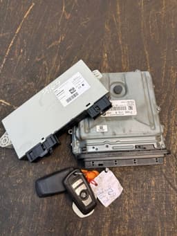 BMW 61359226132 9226132 0281017081 8511385 Engine ECU immo kit / set BMW 5 (F10, F11) (2010-2017) — thumbnail 3