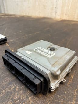 BMW 61359226132 9226132 0281017081 8511385 Engine ECU immo kit / set BMW 5 (F10, F11) (2010-2017) — thumbnail 4