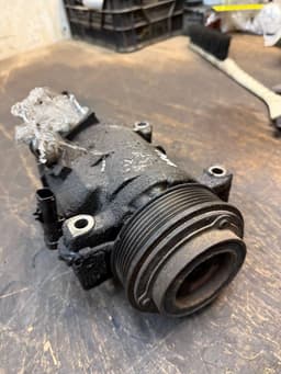 CHRYSLER AC / aircon Compressor CHRYSLER VOYAGER V (RT) (2007-2016) — thumbnail 5
