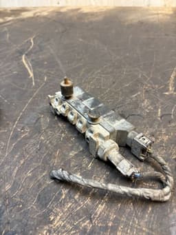MERCEDES-BENZ A2203200258 2203200258 Air suspension valve block MERCEDES-BENZ S-CLASS (W220) (1998-2005) — thumbnail 3